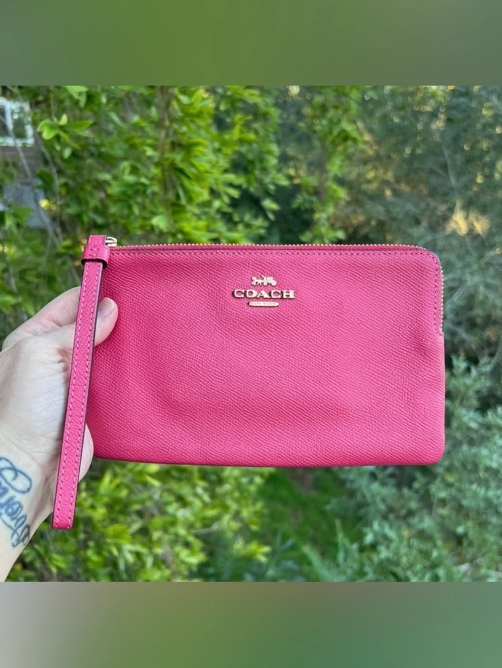 COACH Large Corner Zip Wristlet Wallet Pink Leather w Gold Hardware NWOT